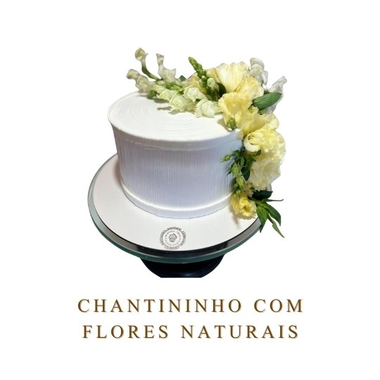 Chantininho com flores naturais